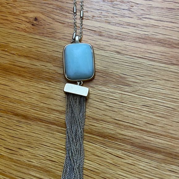 LOFT Long Statement Necklace - Picture 4 of 7